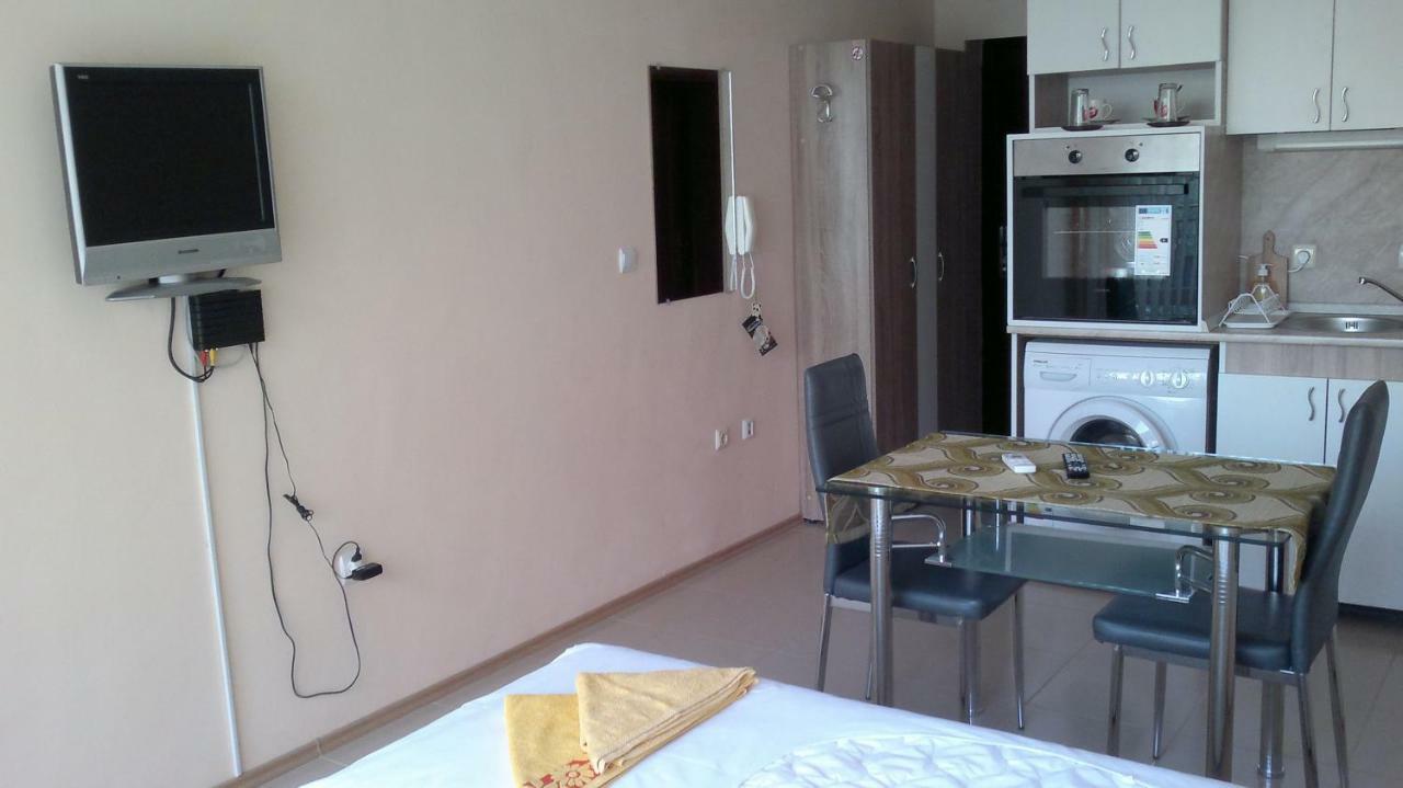 Студио Алекс Варна Warna Exterior foto